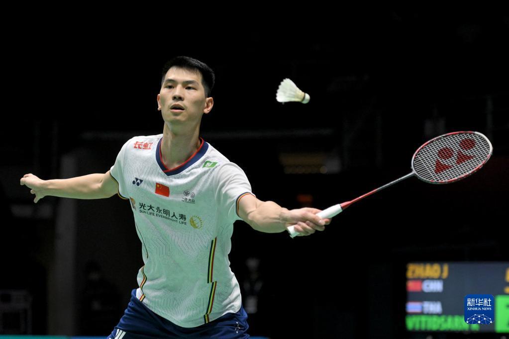 而他的身体 而他的身体