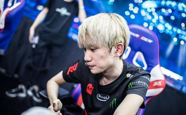 阵容深度 阵容深度