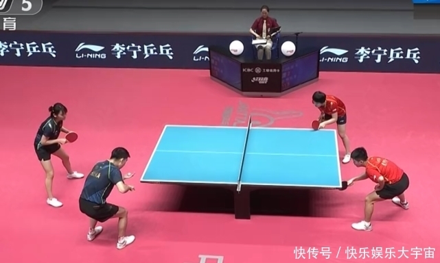 赛季中角逐 赛季中角逐